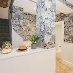 Eller Close House *