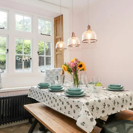 Eller Close House * 安布尔塞德