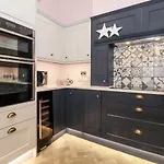 Eller Close House Дом отдыха