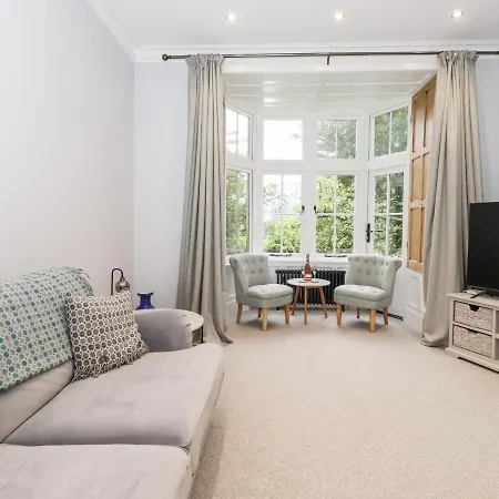 Eller Close House Ferienhaus *