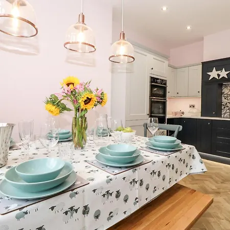 Eller Close House * Ambleside