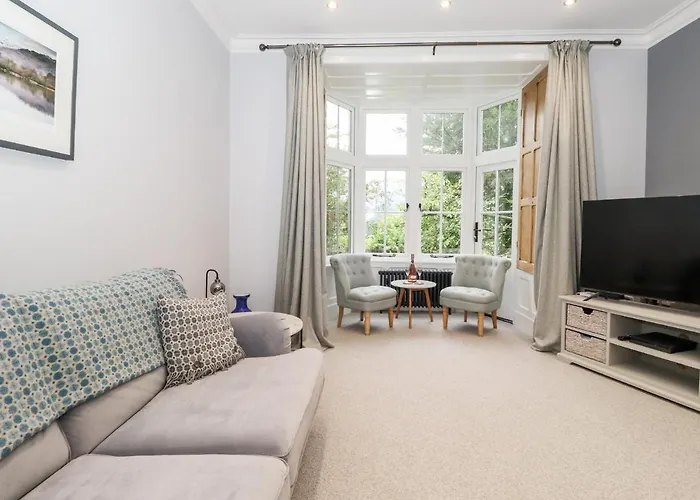 Eller Close House Feriehus *